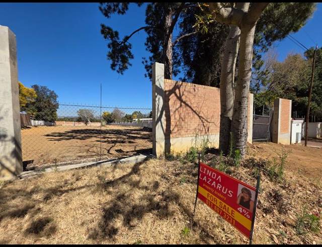 LAND FOR SALE IN SUNNINGHILL